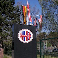 Logo Alliierten-Museum, Eingang