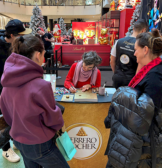 Freies Lettering im Rahmen einer Vor-Ort-Aktion für Ferrero